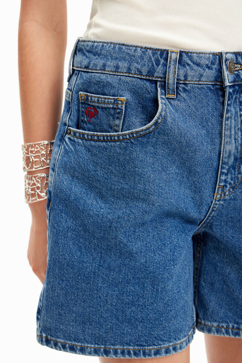 Plain denim shorts