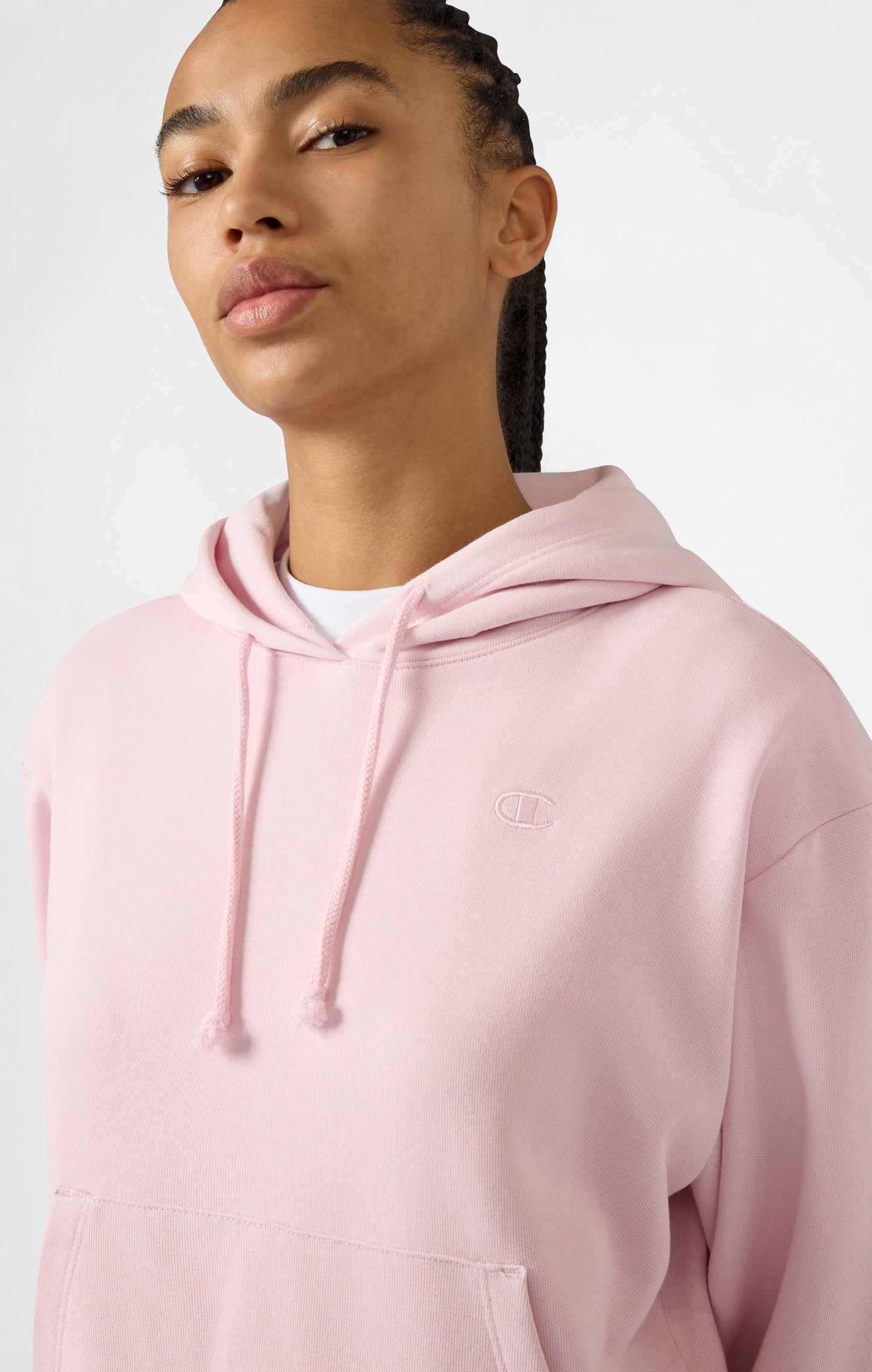 Leichter Kapuzenpullover für Damen mit tonalen gestickten C-Logo-Symbolen