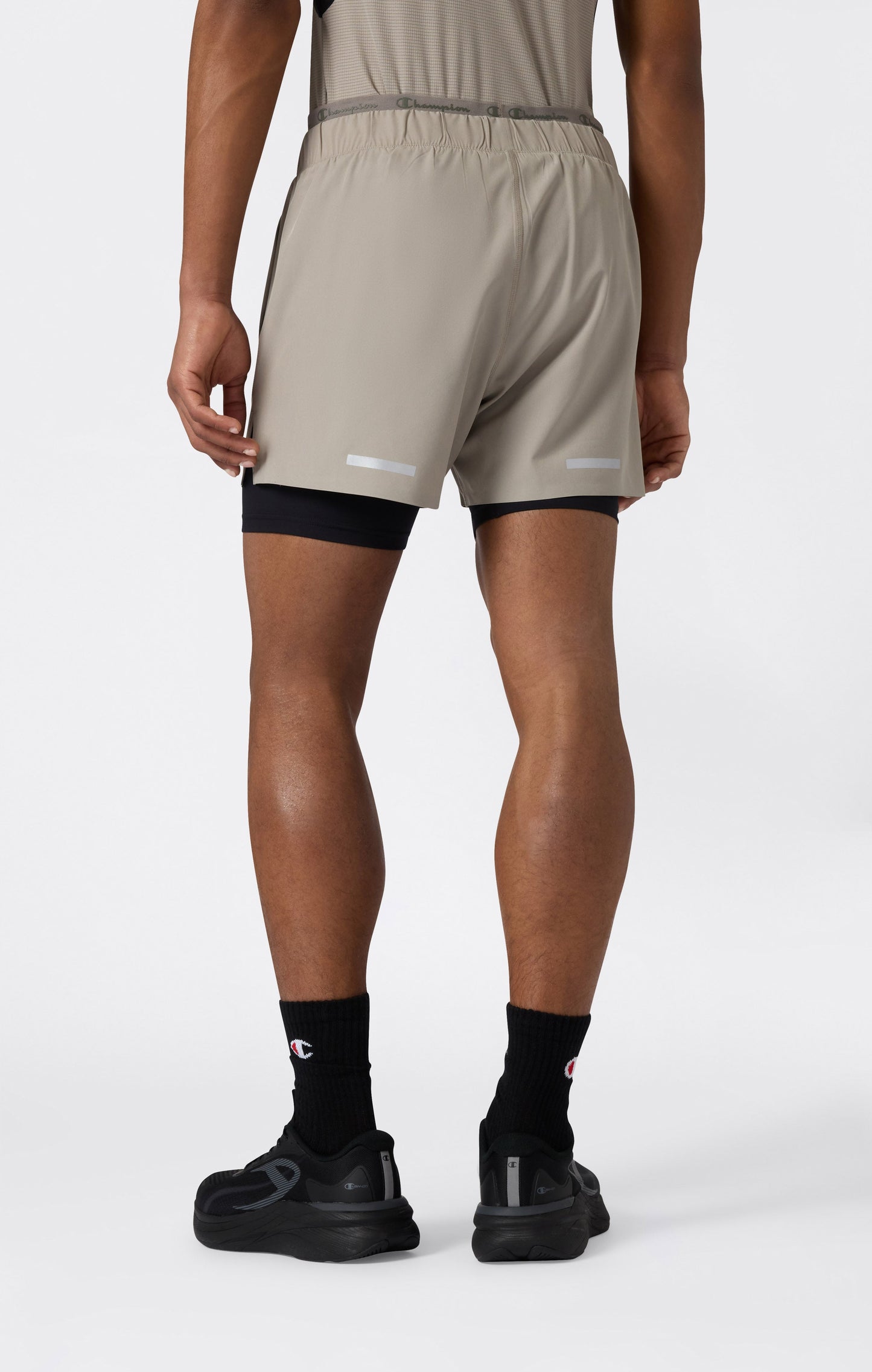 Leichte 2-in-1-Herrenshorts mit Schnelltrocknungsfunktion