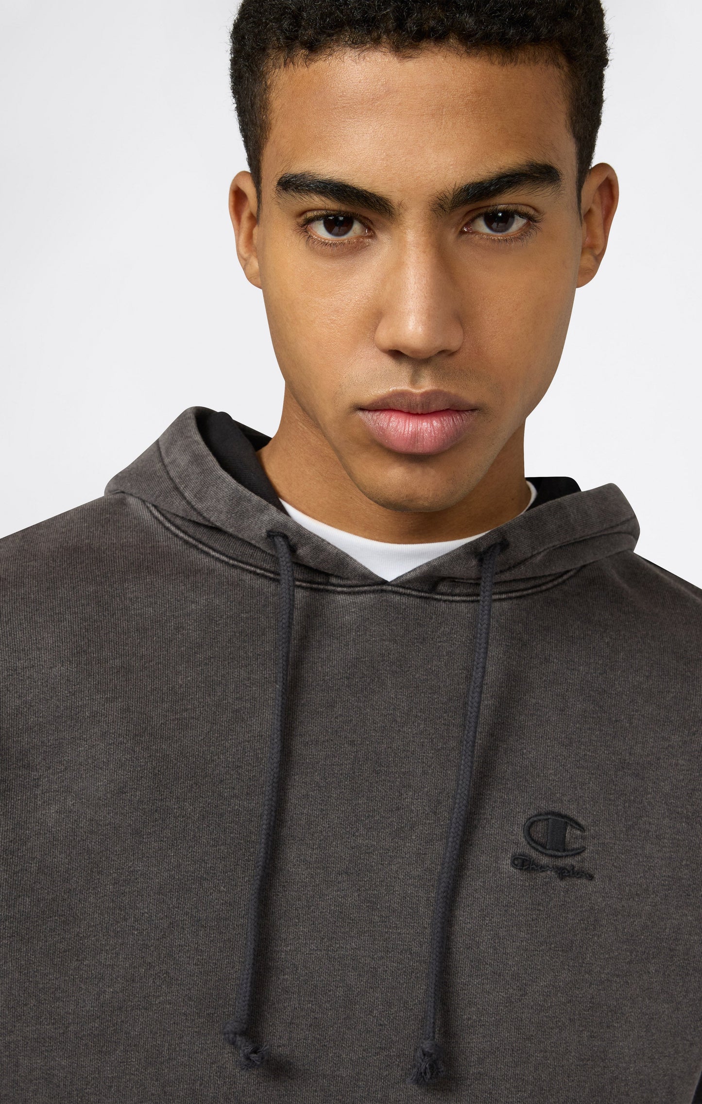 Herren-Kapuzenpullover mit gesticktem Logo und Icons mit Used-Effekt