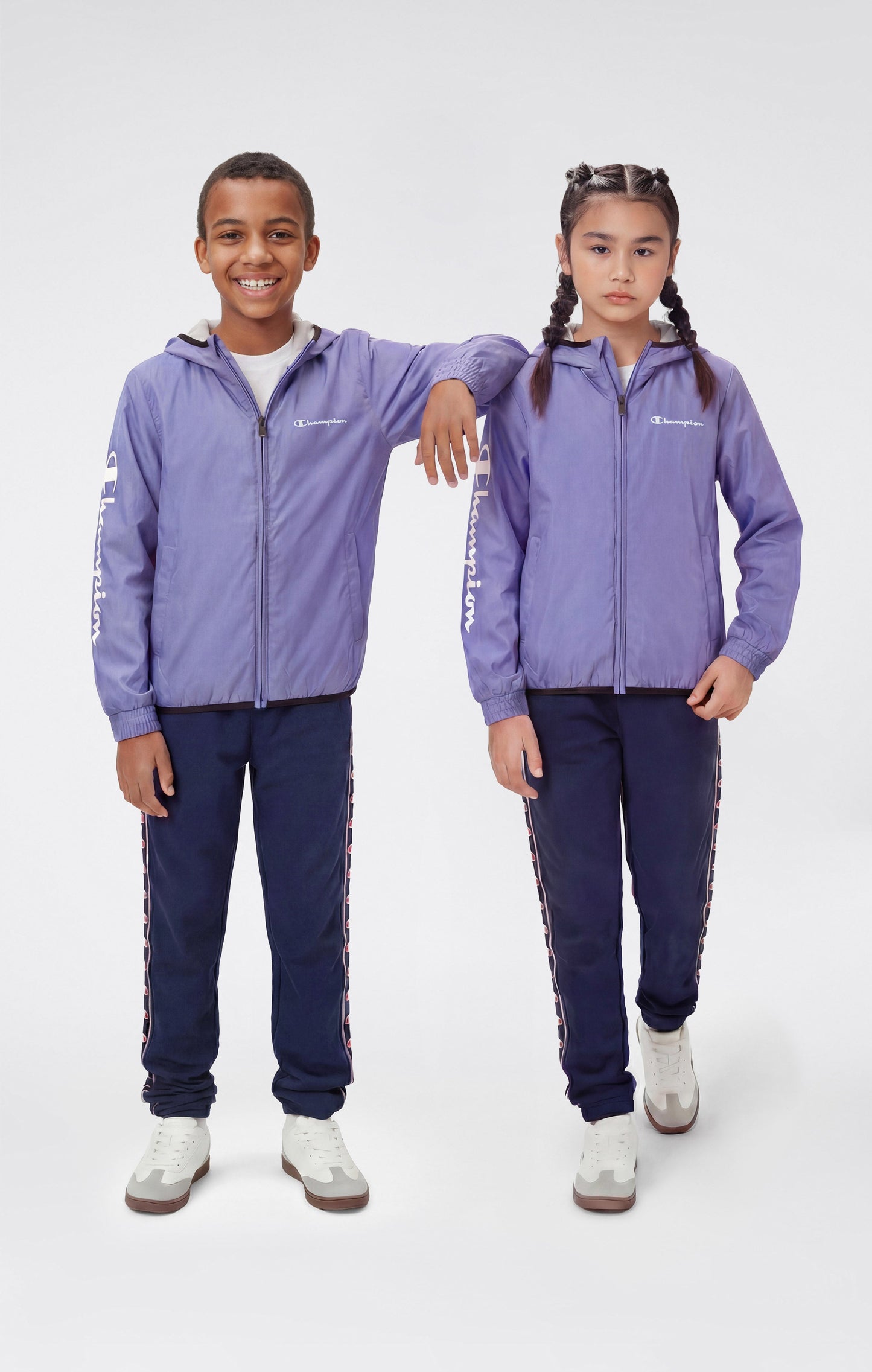 Leichte Kapuzenjacke für Kinder