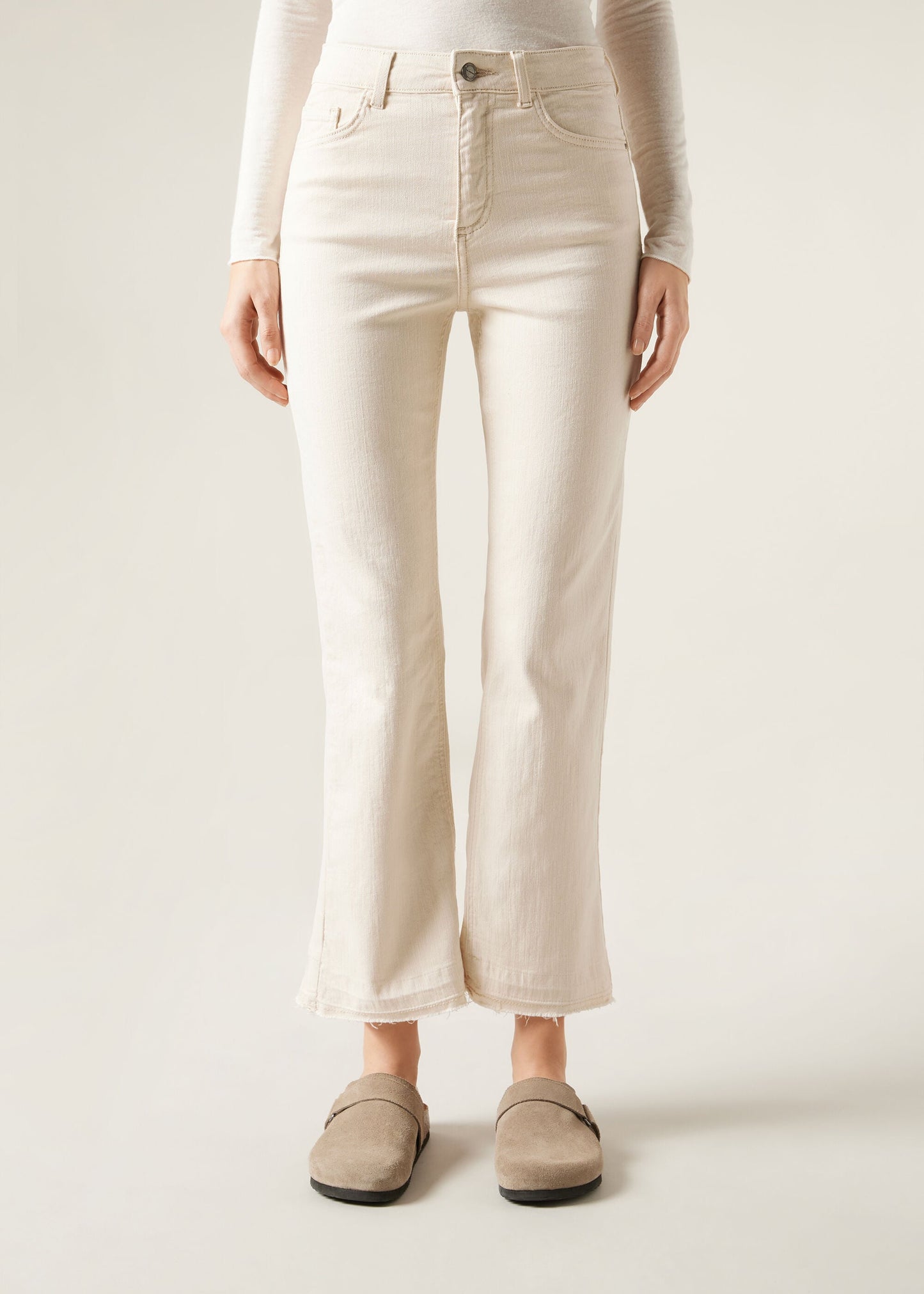 Cropped Flared Jeans